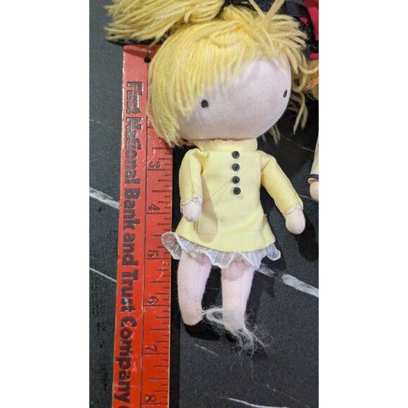Joan Walsh Anglund Vintage 7-Inch Pocket Cloth Dolls Set Of 2 yellow outfit - Picture 7 of 9